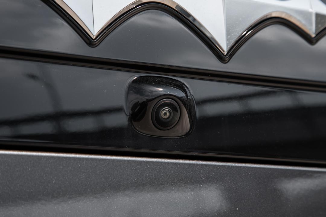 BYD Titan 7 EV 2026, фото 15