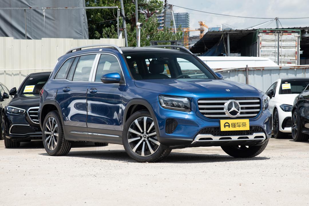 Mercedes-Benz GLB 2026, фото 3