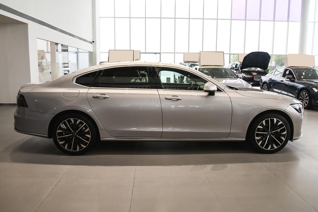 Volvo S90 2026, фото 8