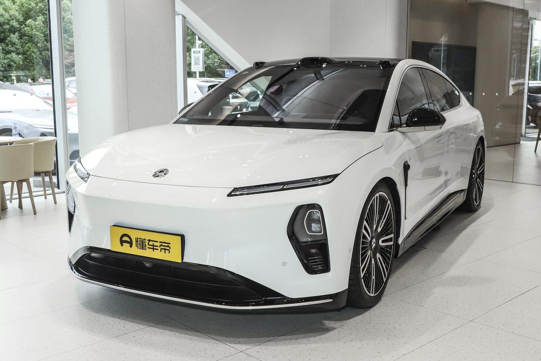 NIO ET9