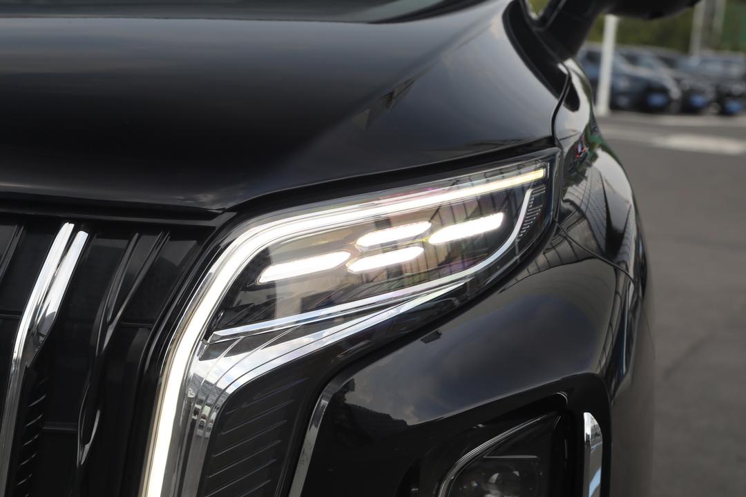 Hongqi HS7 PHEV 2026, фото 12