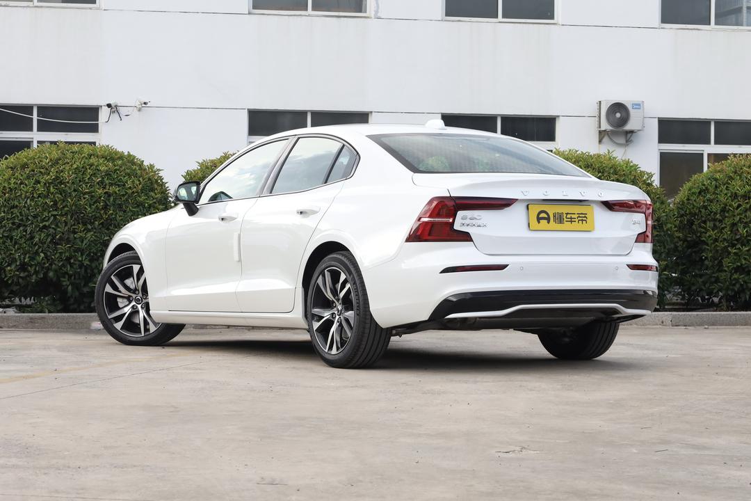 Volvo S60 2026, фото 5