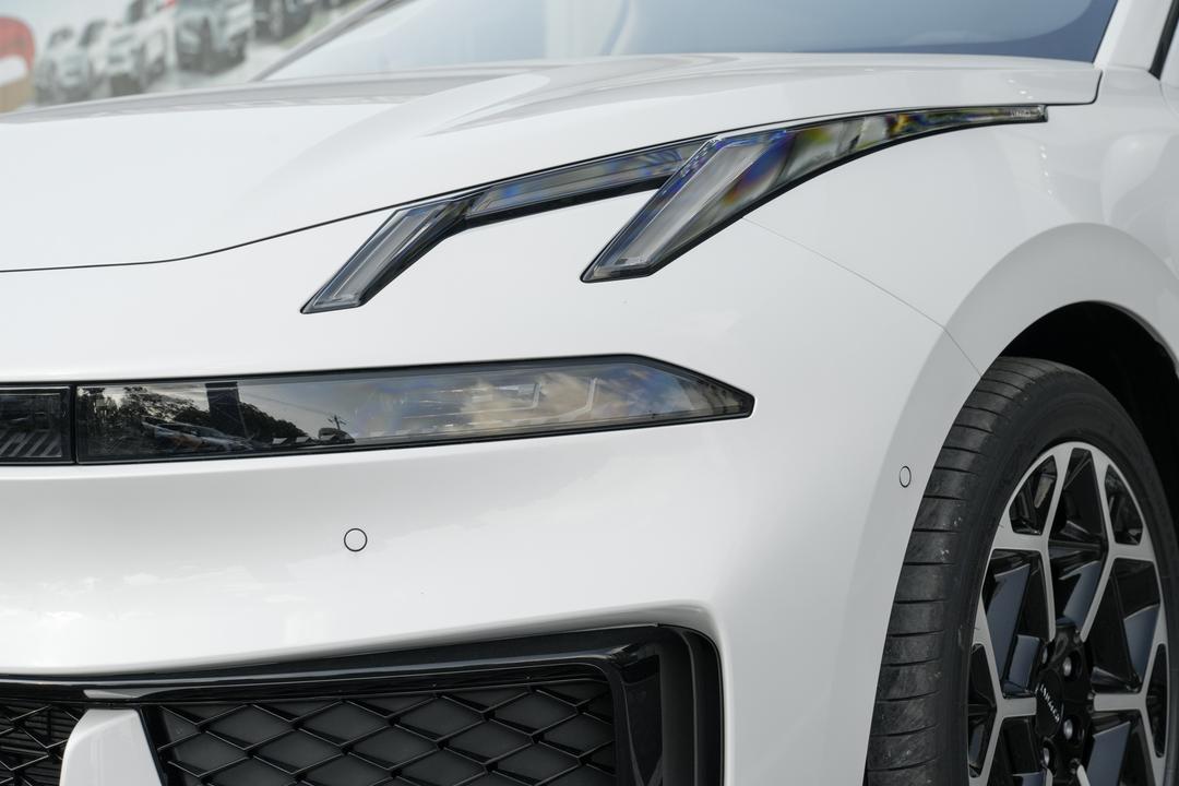 Lynk & Co 07GT 2026, фото 13