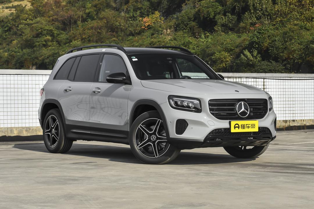 Mercedes-Benz GLB 2026, фото 3