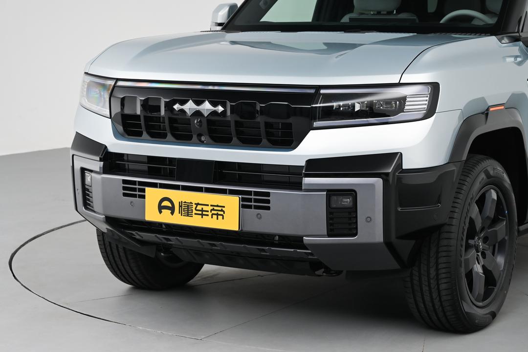 BYD Fangchengbao Leopard 8 2026, фото 9