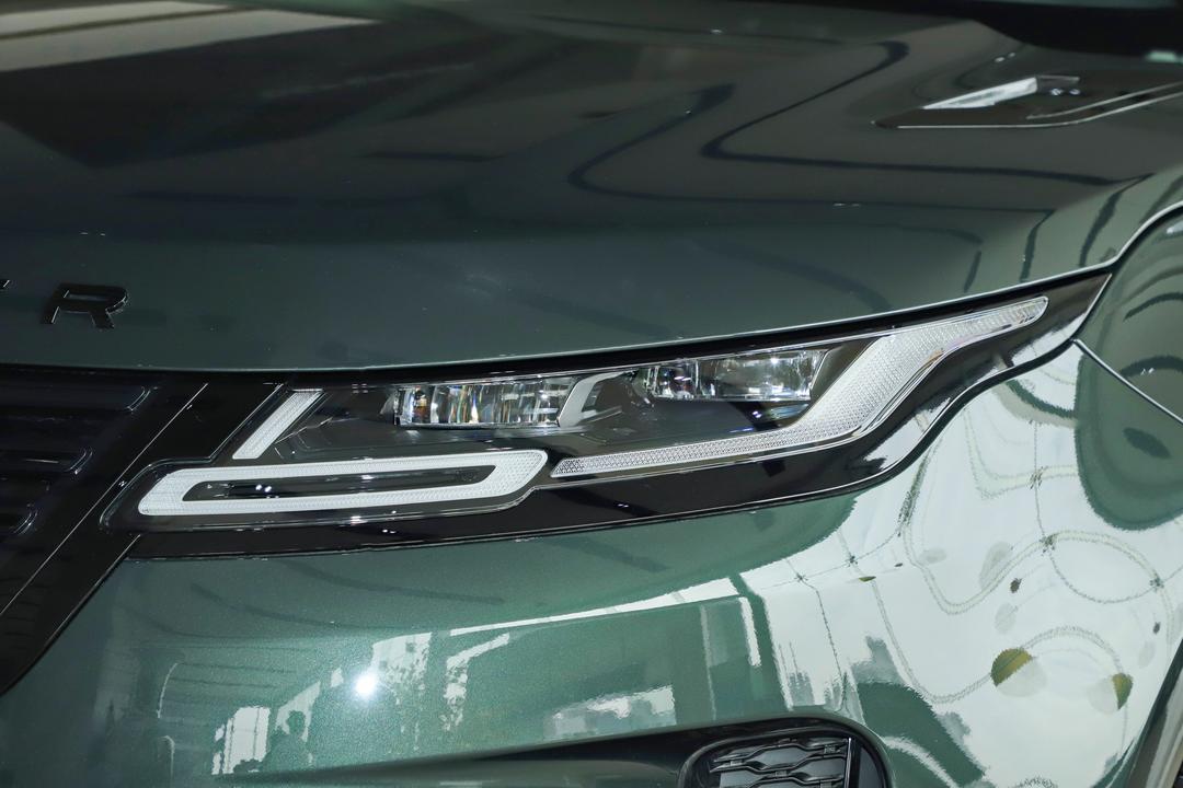Land Rover Range Rover Evoque 2026, фото 13
