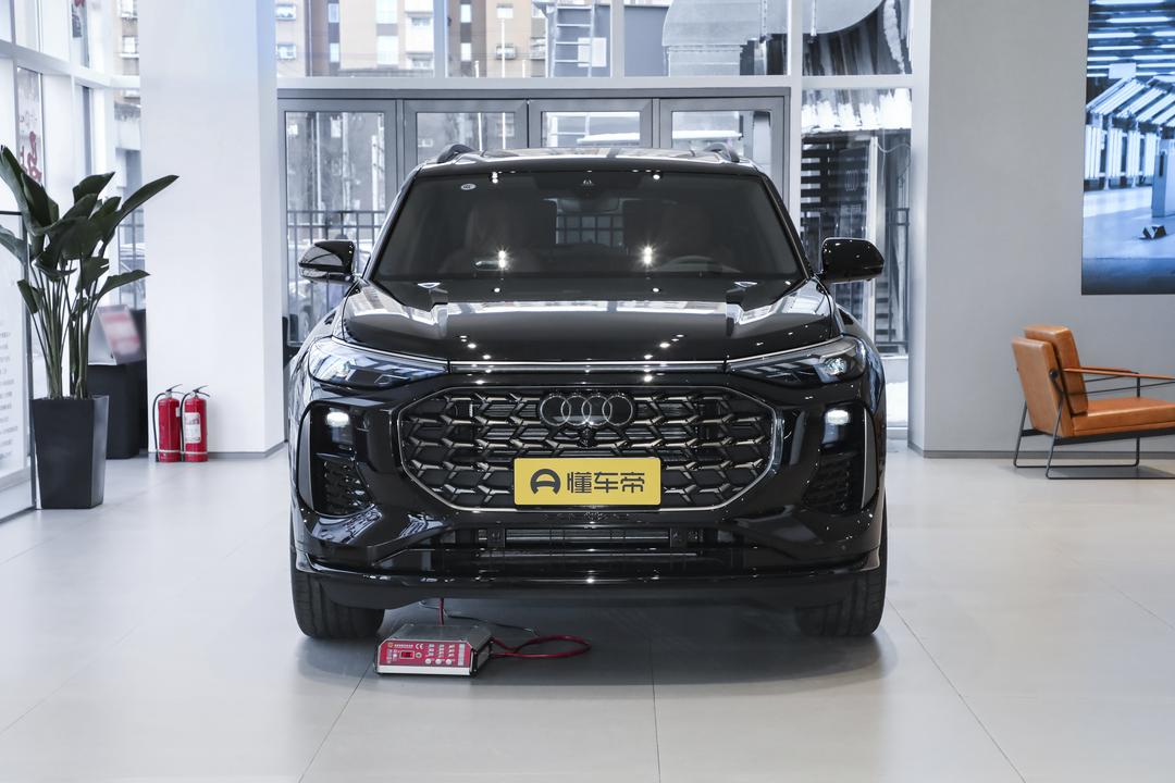 Audi Q6 2026, фото 2