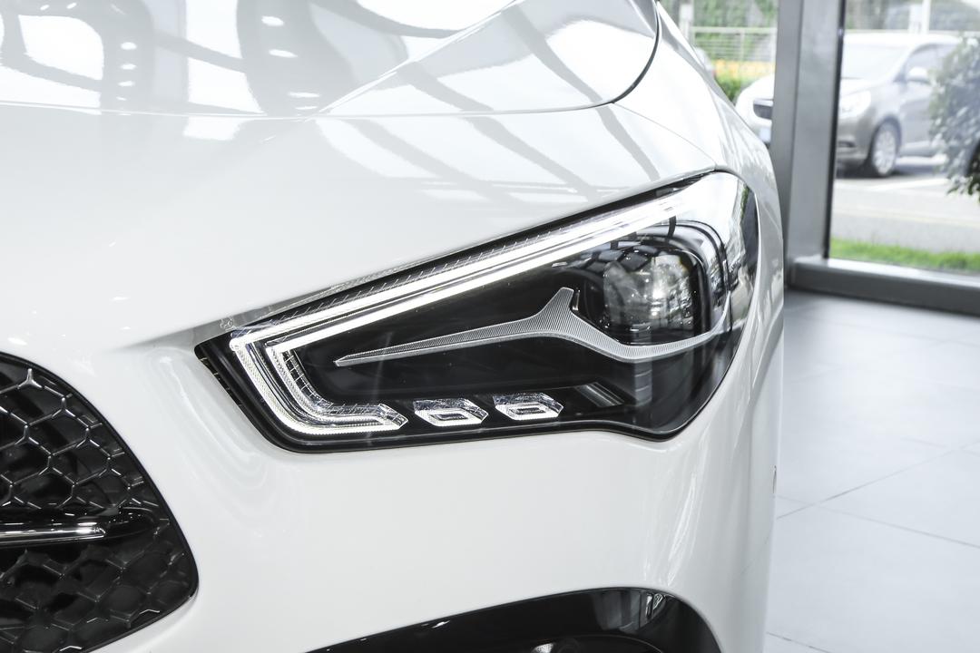 Mercedes-Benz CLA-Class (imported) 2026, фото 9