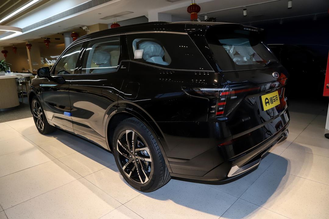 Ford Edge 2026, фото 5