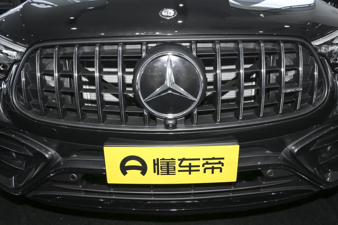 Mercedes-Benz GLC AMG 2026, фото 10