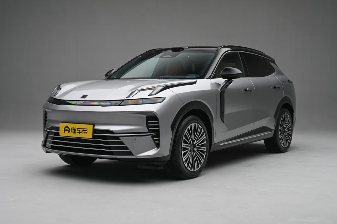 Lynk & Co 08 EM-P 2026, фото 1