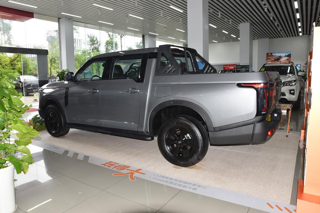 Dongfeng Nissan Z9 2026, фото 4