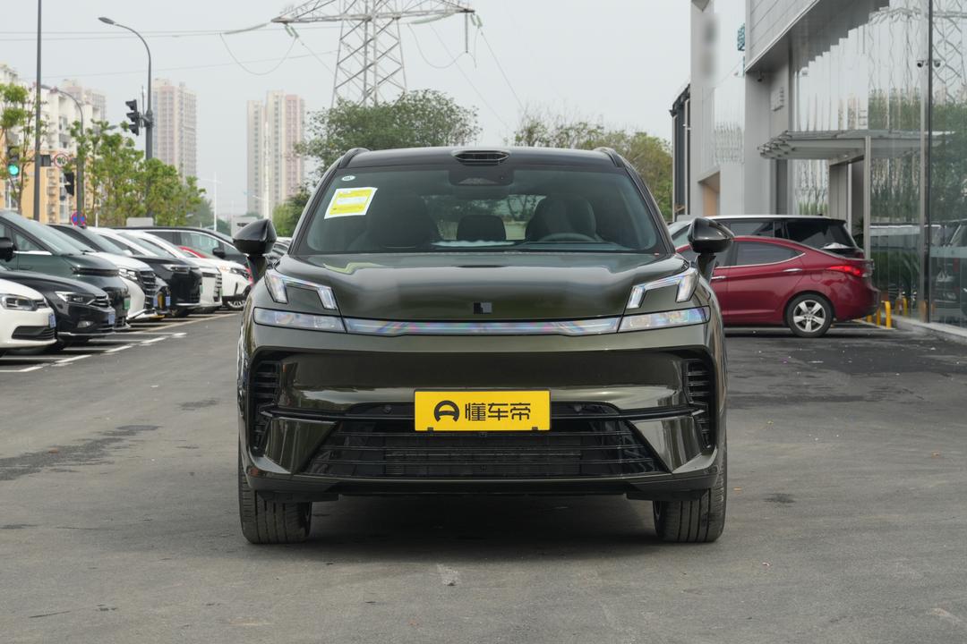 Lynk & Co 08 EM-P 2026, фото 2