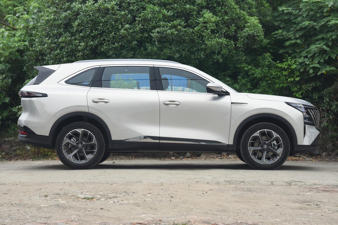 Changan CS75 PLUS 2026, фото 8