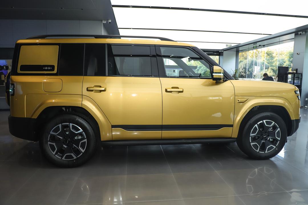 BYD Titan 7 PHEV 2026, фото 8
