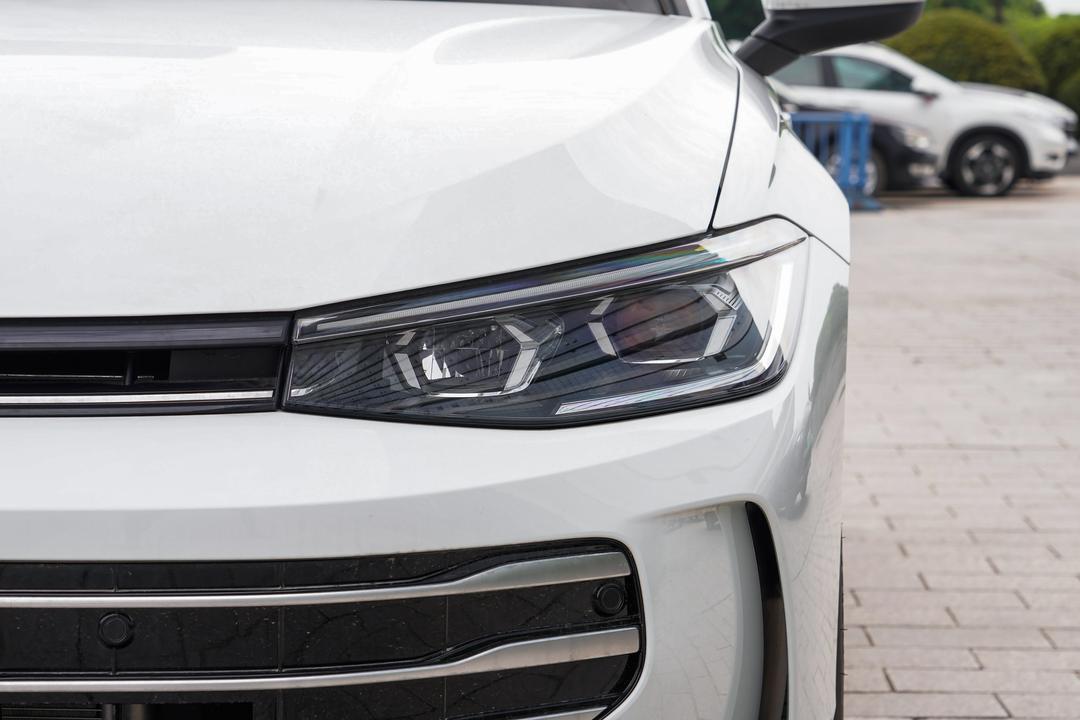 Volkswagen Passat 2026, фото 11