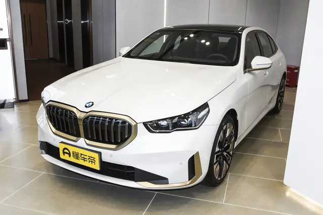 BMW 5 Series 2026 — купить из Китая под заказ