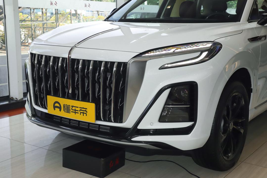 Hongqi HS3 PHEV 2026, фото 8