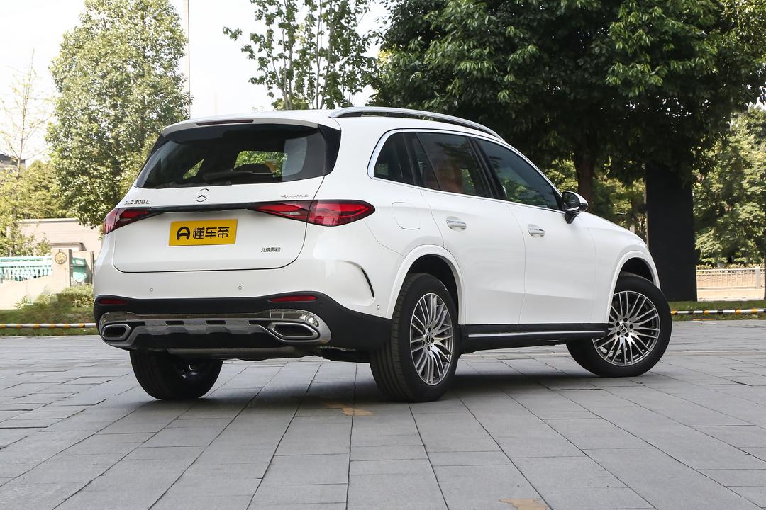 Mercedes-Benz GLC-Class 2026, фото 7