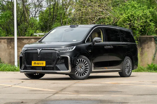 Voyah Dream PHEV 2026 — купить из Китая под заказ
