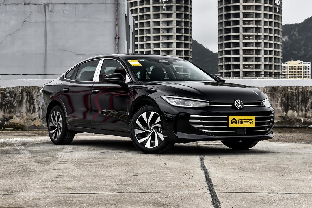 Volkswagen Passat 2026, фото 3