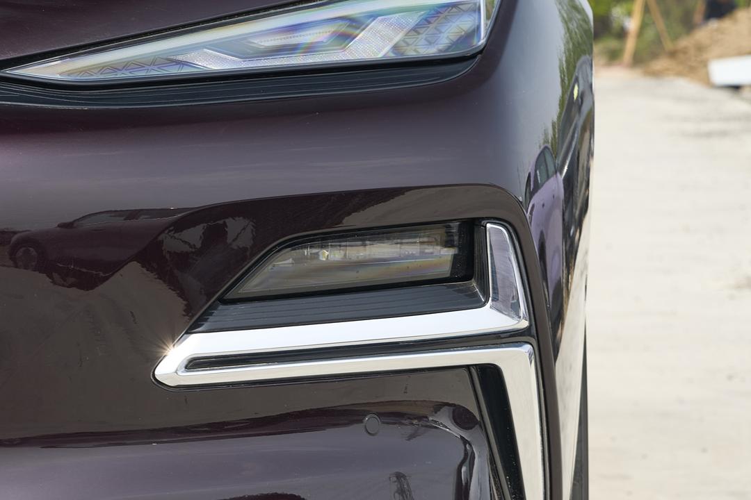 Geely Starlight 8 PHEV 2026, фото 11