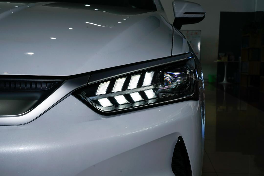 BYD Qin PLUS EV 2026, фото 12