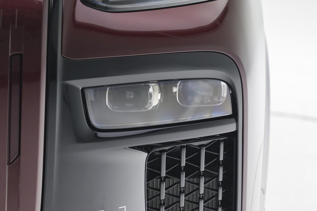 Voyah Taishan X8 PHEV 2026, фото 11