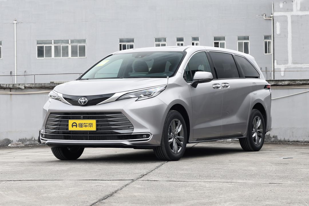 Toyota Sienna 2026, фото 1