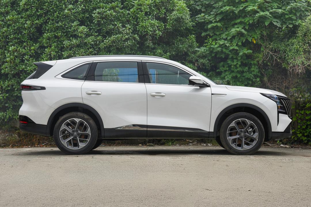 Changan CS75 PLUS 2026, фото 8