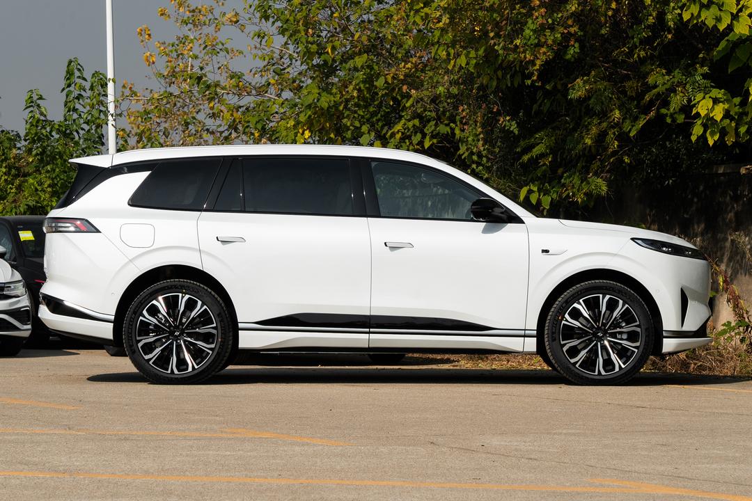 Dongfeng Yipai 008 2026, фото 8