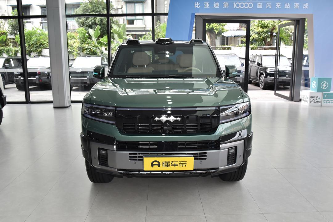 BYD Fangchengbao Leopard 8 2026, фото 2