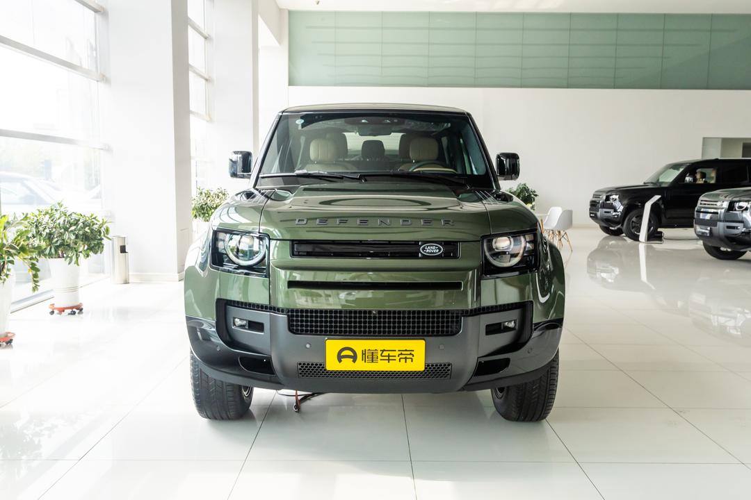 Land Rover Defender 2026, фото 2
