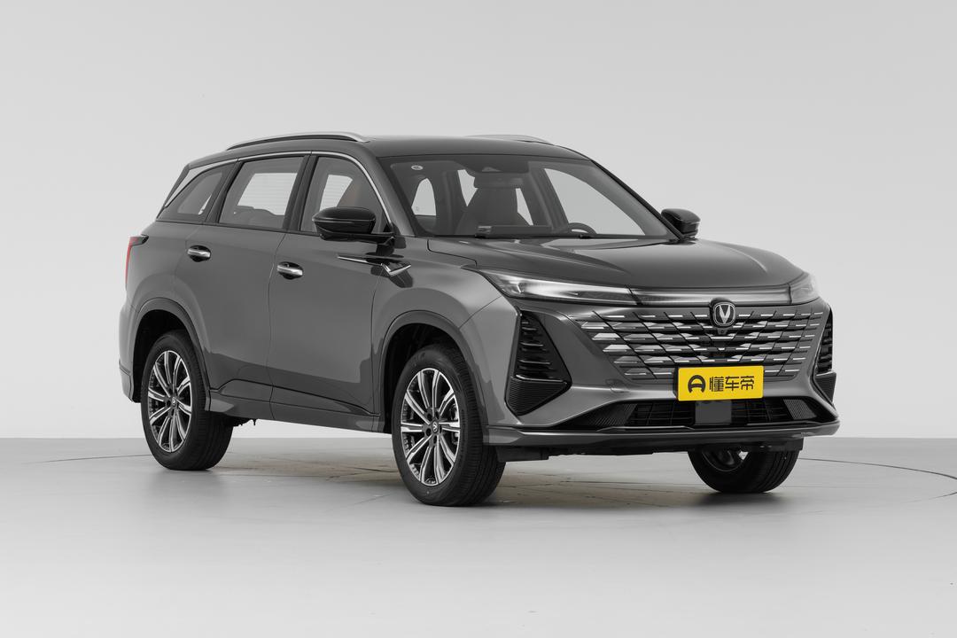 Changan CS75 PLUS 2026, фото 3