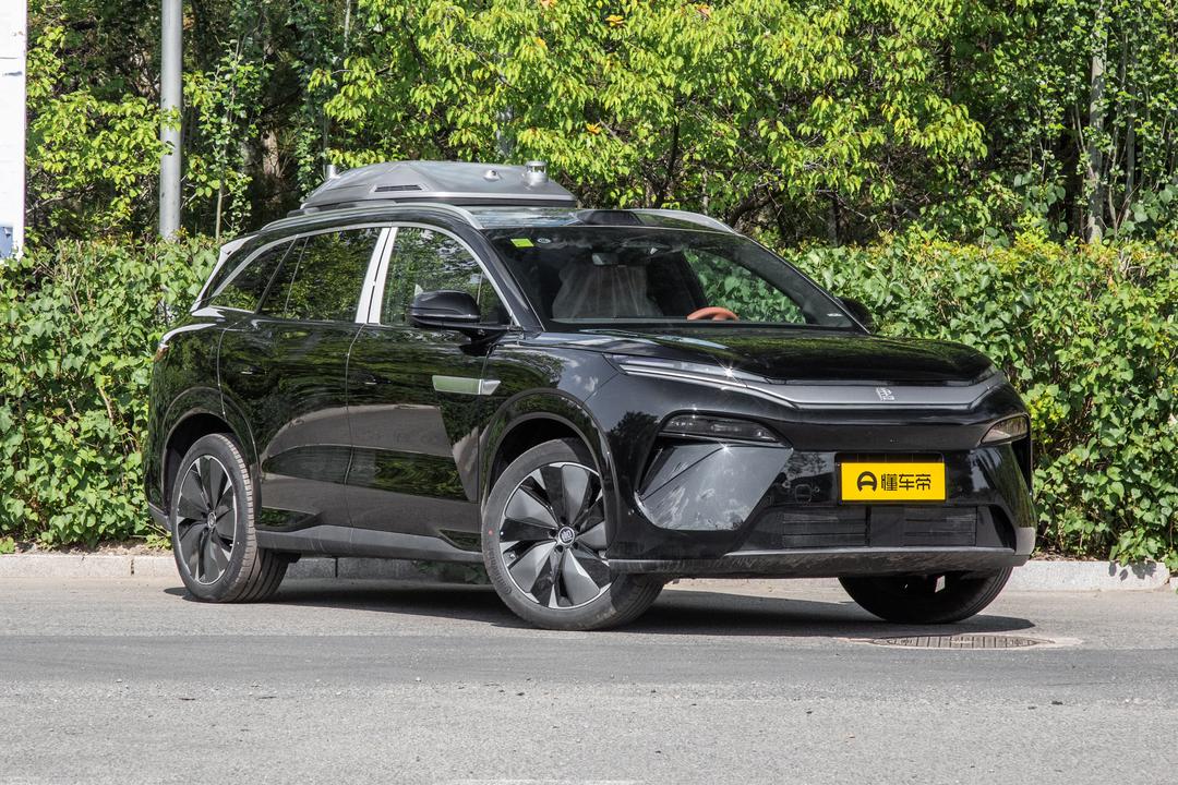 BYD Tang L DM 2026, фото 3