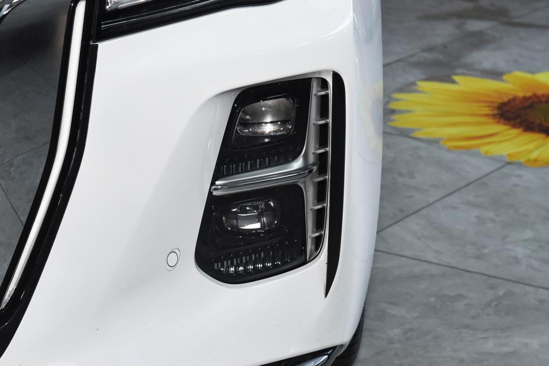 Hongqi H5 PHEV 2026, фото 11