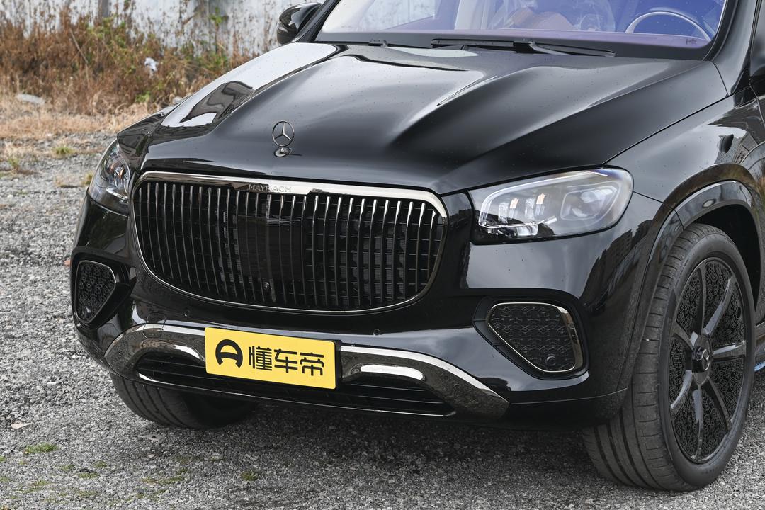 Mercedes-Benz Maybach GLS 2026, фото 9