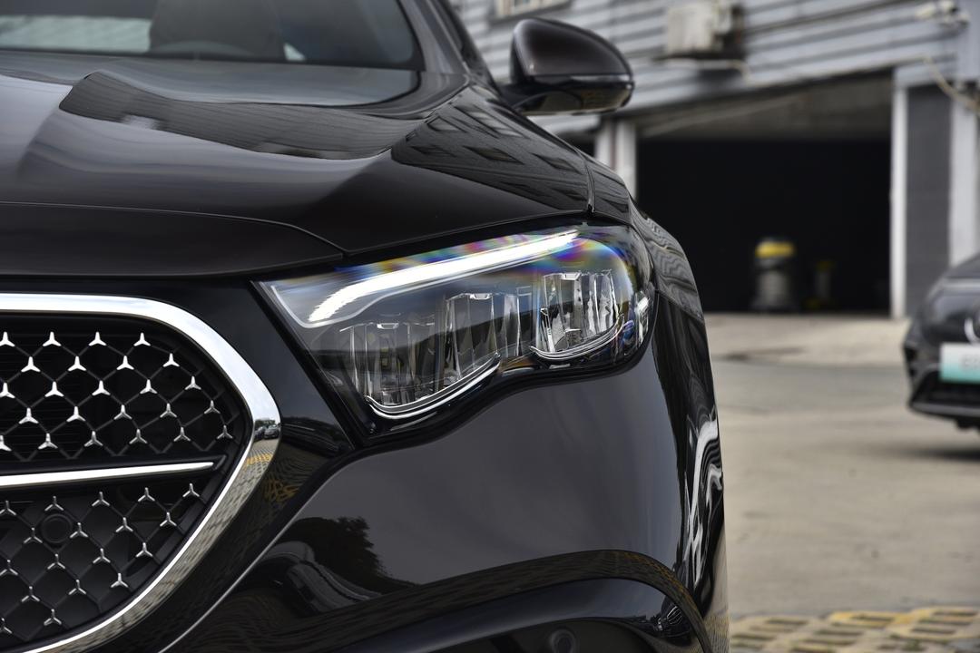 Mercedes-Benz E-Class 2026, фото 12