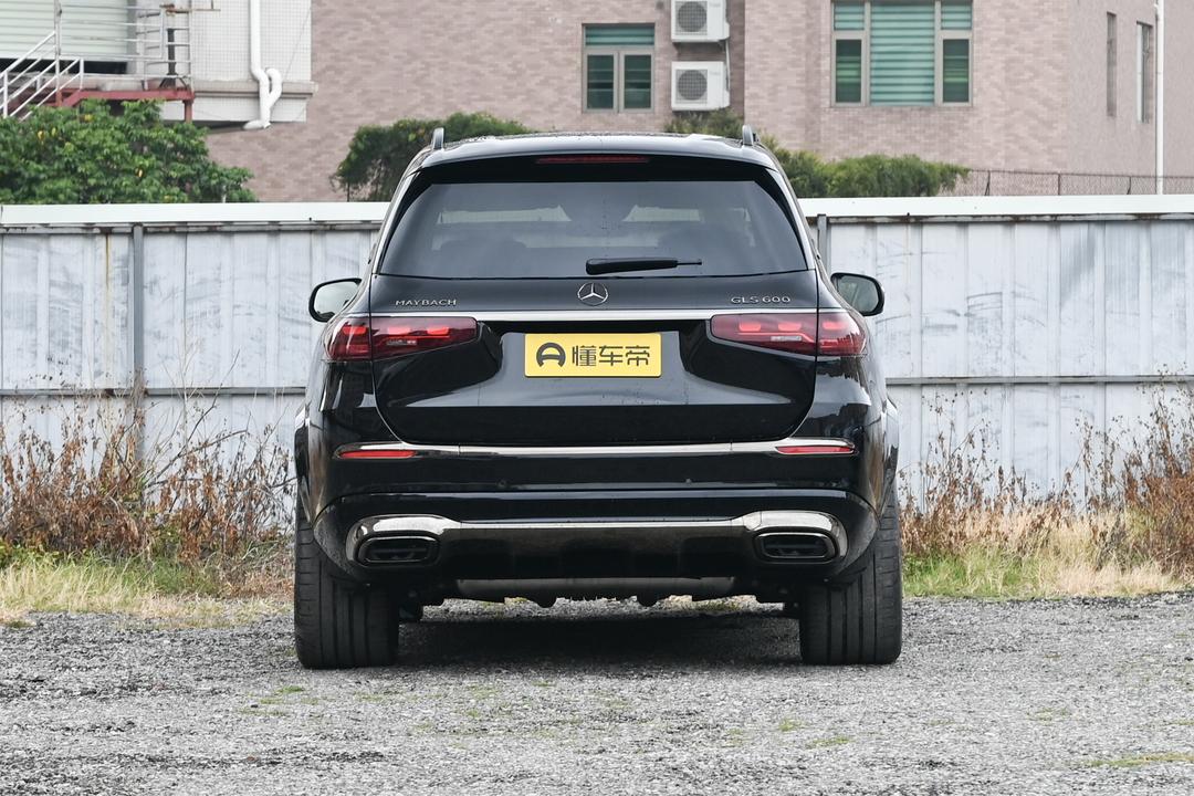 Mercedes-Benz Maybach GLS 2026, фото 6
