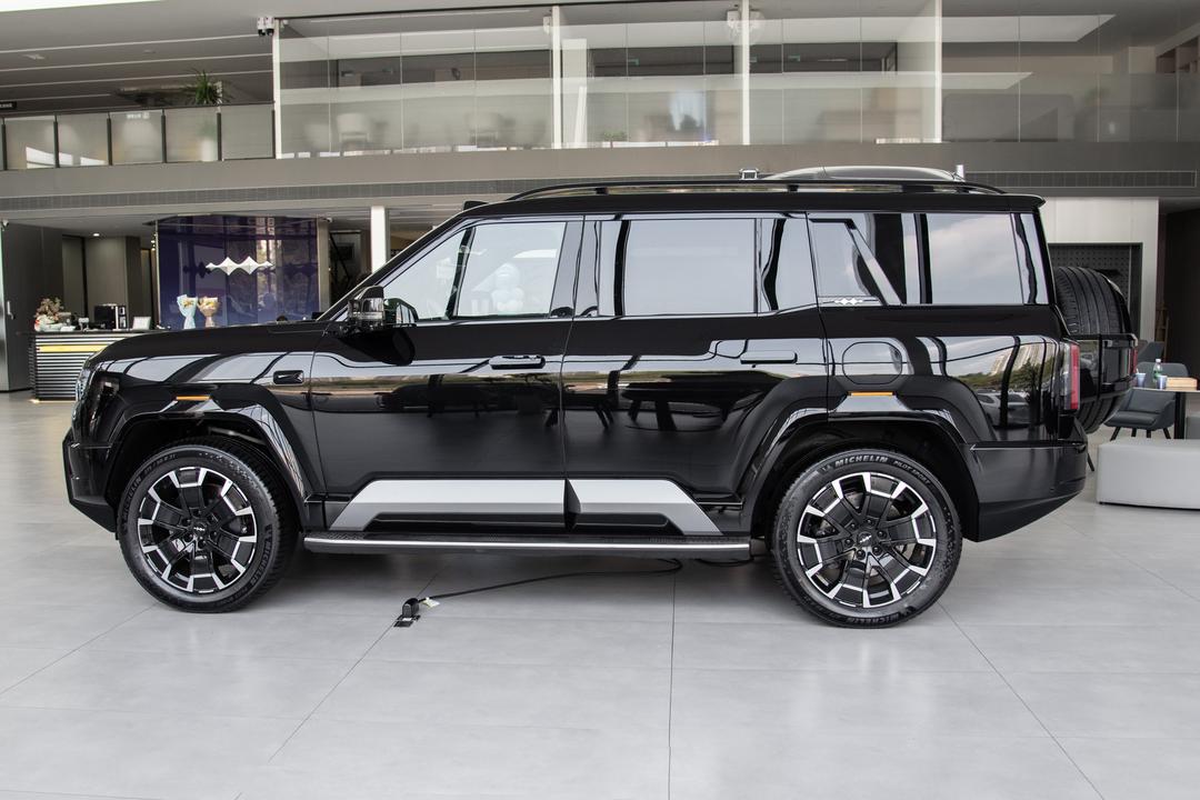 BYD Fangchengbao Leopard 8 2026, фото 4