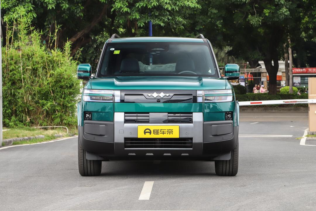BYD Titan 7 EV 2026, фото 2