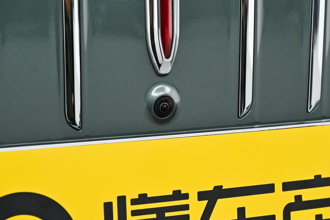 Hongqi HS6 PHEV 2026, фото 15