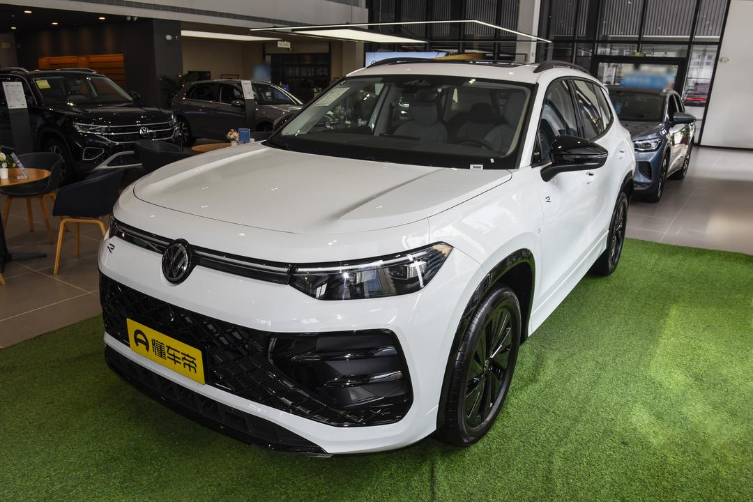 Volkswagen Tayron 2026, фото 1
