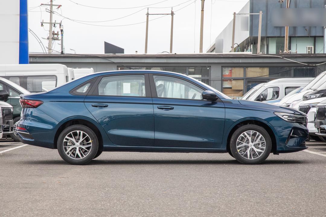 Geely Emgrand 2026, фото 8