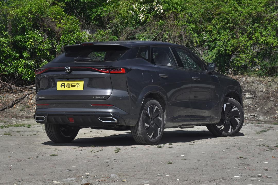 Changan UNI-Z PHEV 2026, фото 7