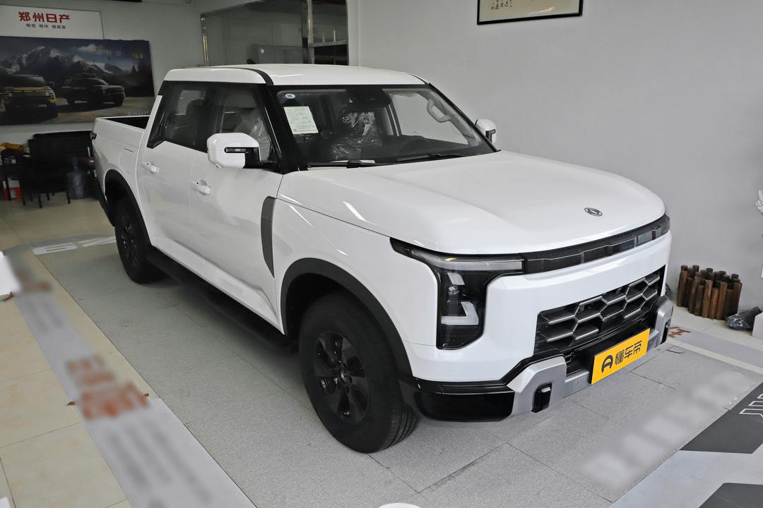 Dongfeng Zhengzhou Z9 GE PHEV 2026, фото 3