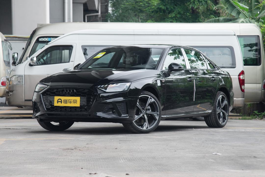 Audi A4L 2026, фото 1