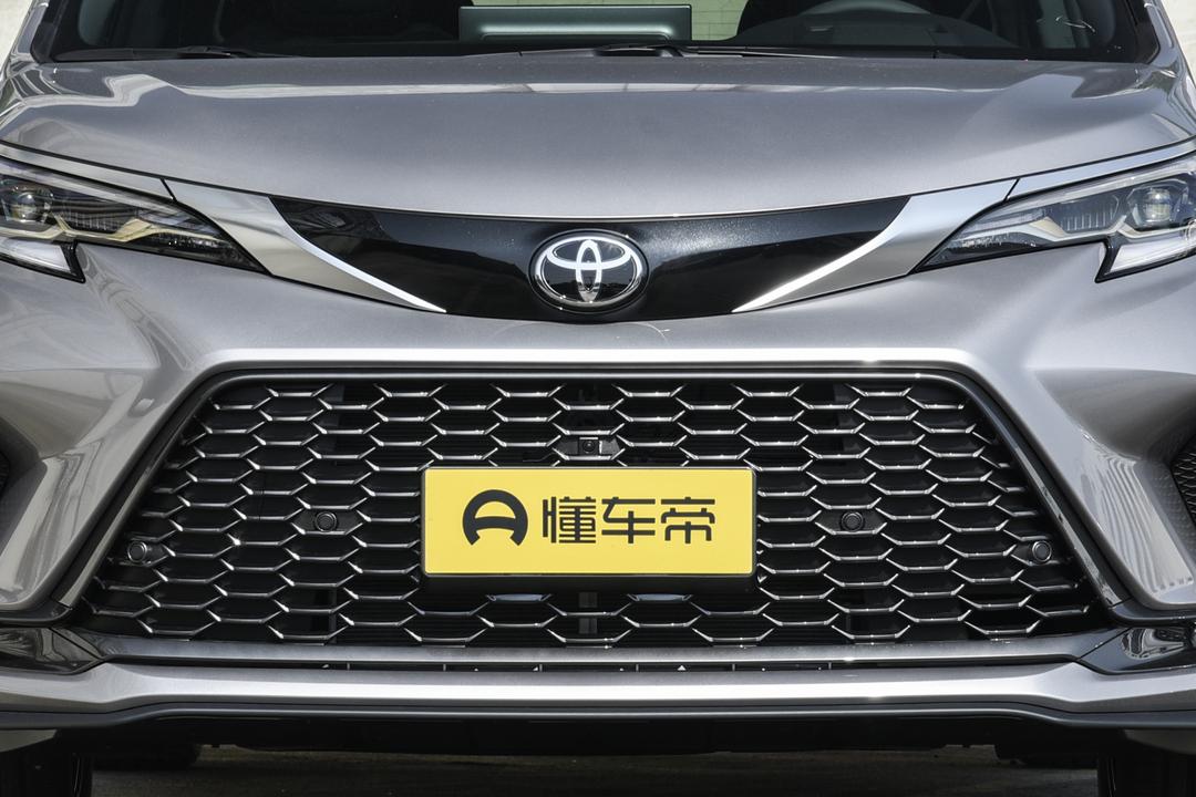 Toyota Granvia 2026, фото 10