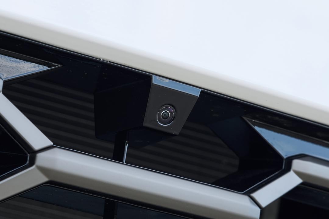Dongfeng Zhengzhou Z9 GE PHEV 2026, фото 15