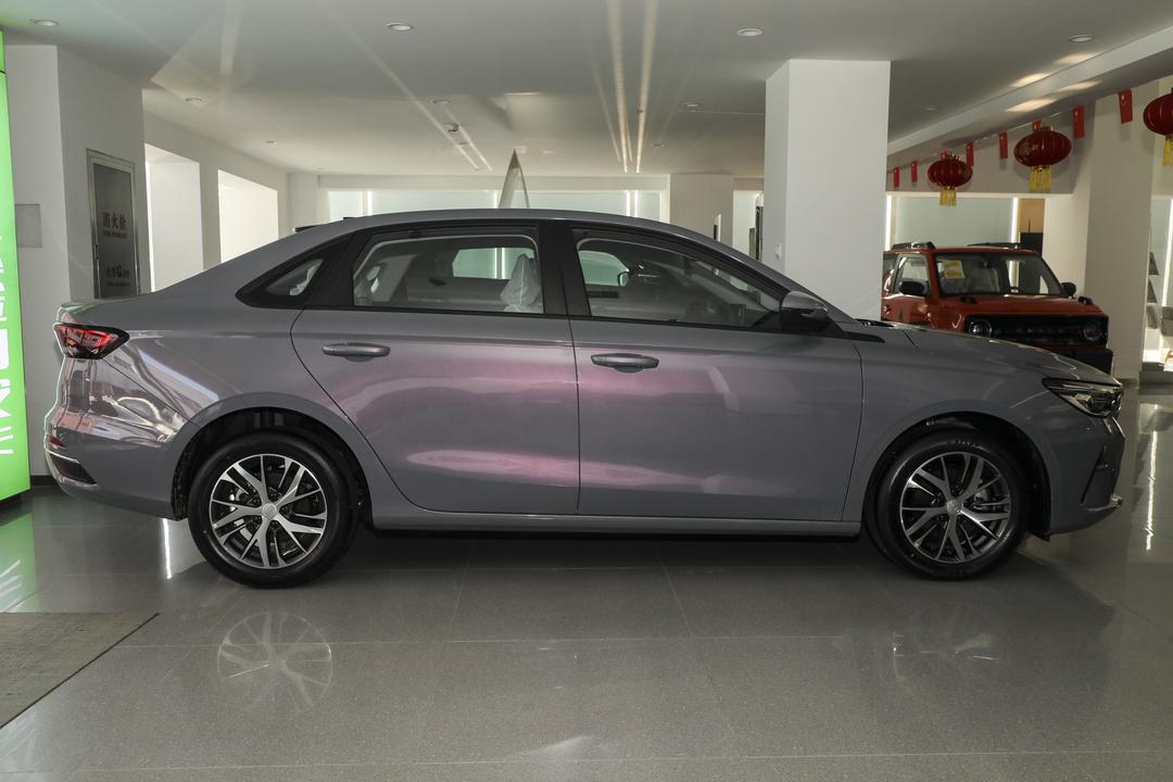 Geely Emgrand 2026, фото 8